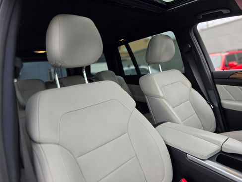 Used 2016 Mercedes-Benz GL 450 4MATIC image 11