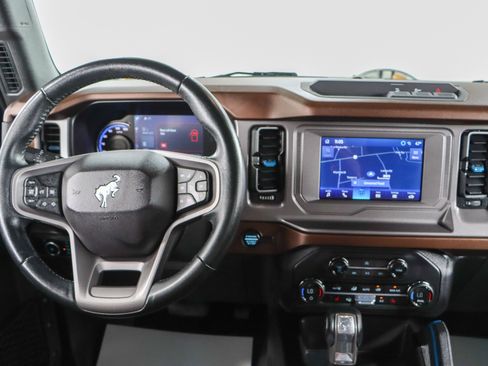 Used 2023 Ford Bronco Outer Banks AWD/4WD image 18