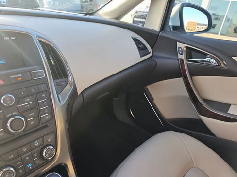 Used 2015 Buick Verano Leather image 23