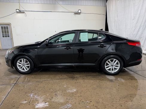 Used 2011 Kia Optima LX w/ Convenience Pkg FWD image 8