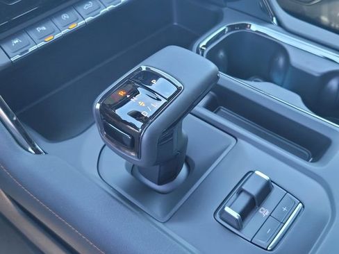 New 2026 GMC Sierra 1500 AT4 w/ AT4 Premium Package AWD/4WD image 18