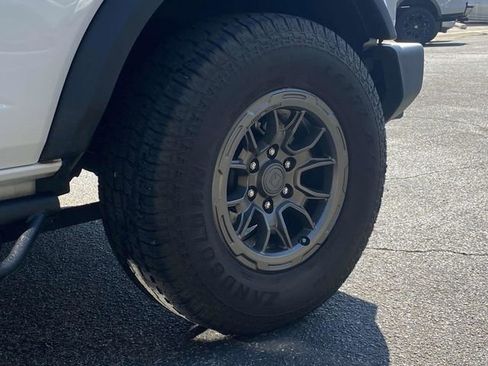 Certified 2025 Ford Bronco Base image 11