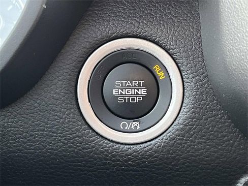 Used 2024 RAM 1500 Laramie image 35