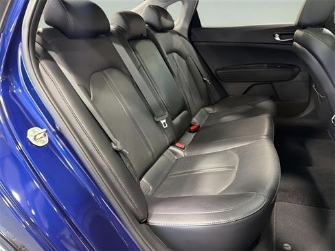Used 2018 Kia Optima EX w/ Premium Package image 32