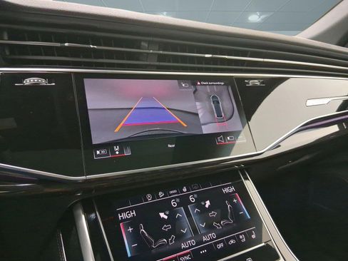 New 2026 Audi Q8 Premium Plus image 24