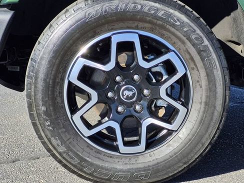 Used 2023 Ford Bronco Outer Banks AWD/4WD image 7