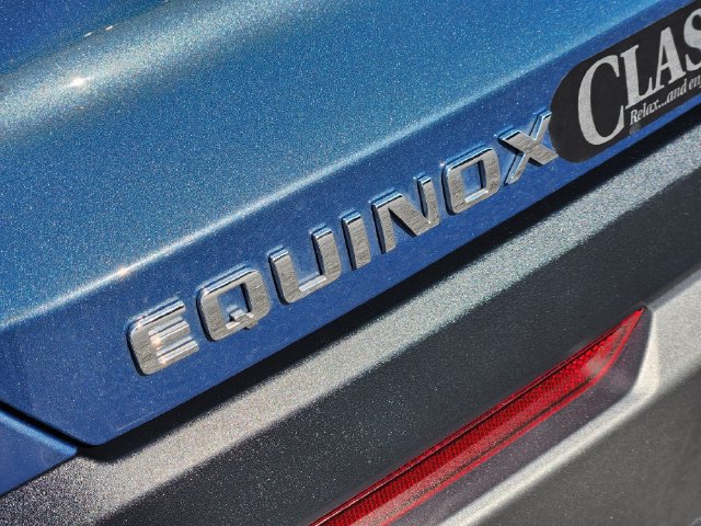 Used 2026 Chevrolet Equinox LT w/ Safety and Technology Package FWD image 12
