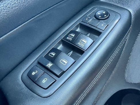 Used 2019 Jeep Grand Cherokee Limited X AWD/4WD image 31