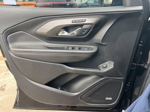 Used 2020 GMC Terrain SLT w/ Preferred Package image 19