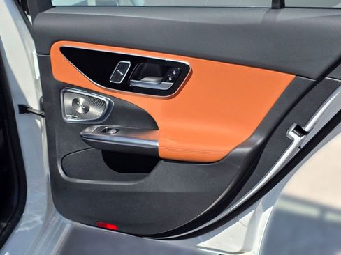 New 2026 Mercedes-Benz C 300 4MATIC Sedan image 22