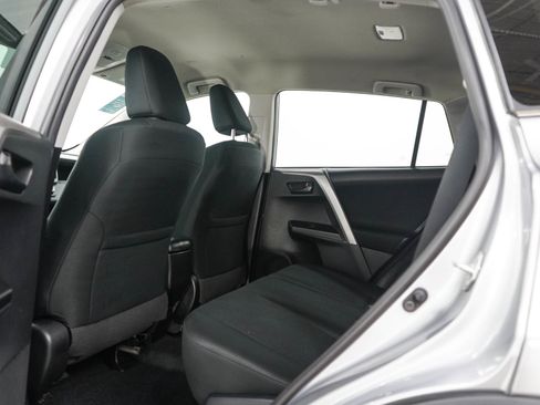 Used 2018 Toyota RAV4 LE w/ All Weather Liner Package AWD/4WD image 18