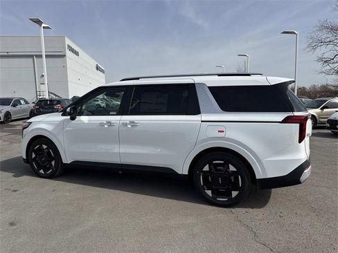 New 2026 Kia Carnival EX image 7