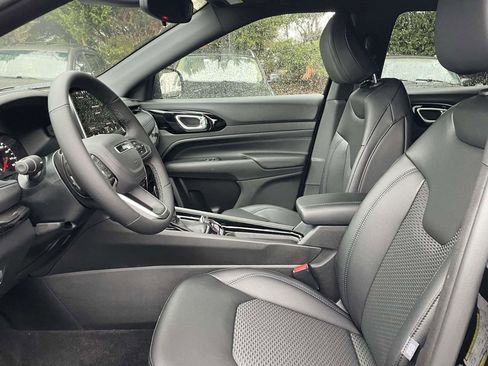 New 2026 Jeep Compass Latitude AWD/4WD image 29