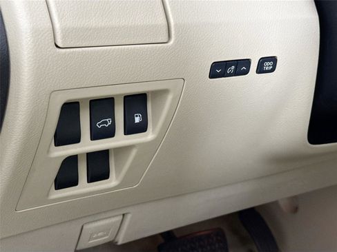 Used 2010 Lexus RX 350 2WD image 16