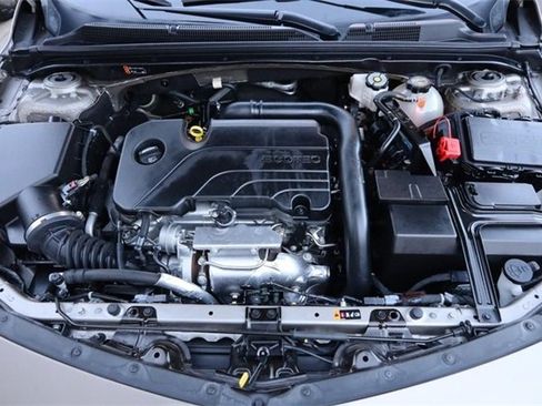 Used 2024 Chevrolet Malibu LT image 26