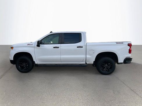 Used 2024 Chevrolet Silverado 1500 LT Trail Boss w/ Protection Package AWD/4WD image 7