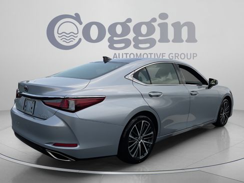 Used 2023 Lexus ES 350 w/ Premium Package FWD image 5