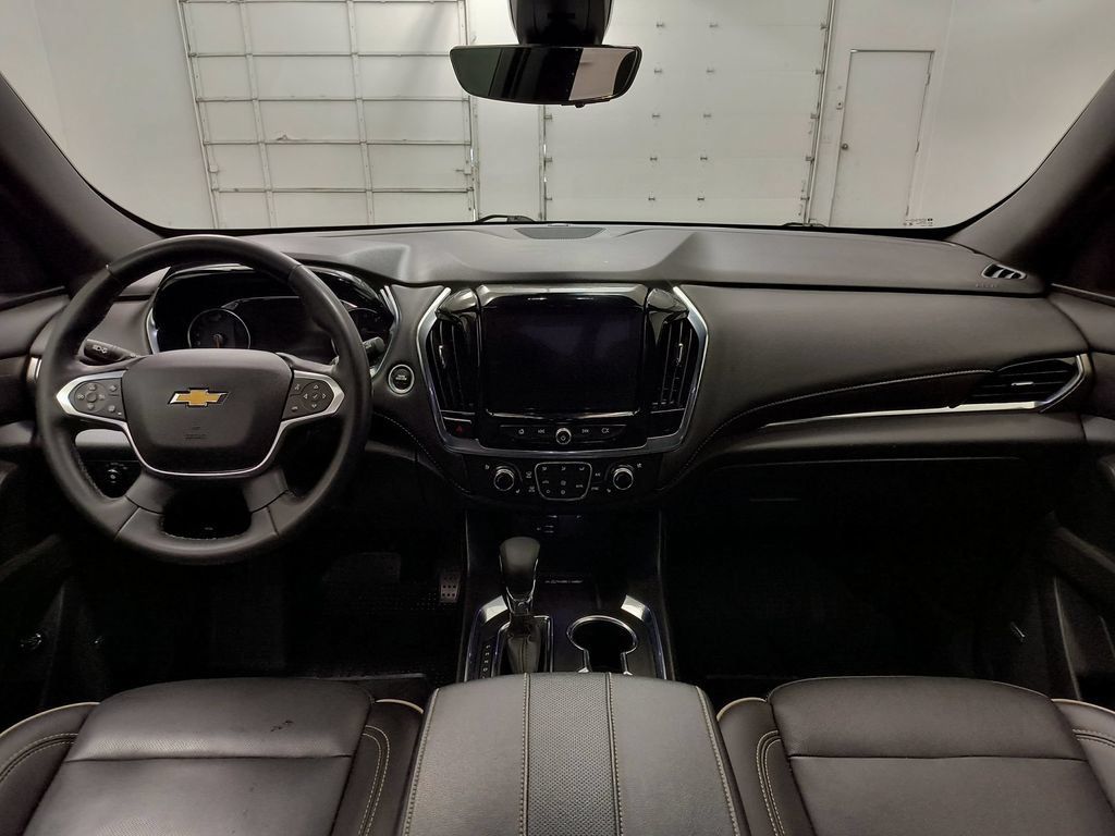 Used 2023 Chevrolet Traverse Premier AWD/4WD image 13