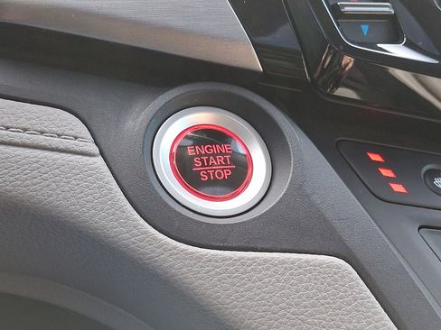 Used 2018 Honda Odyssey EX-L image 26