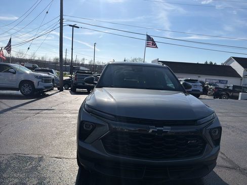 Used 2024 Chevrolet TrailBlazer RS w/ Driver Confidence Package image 7