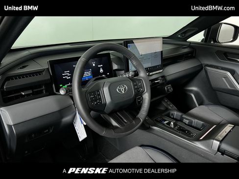 Used 2026 Toyota RAV4 XSE w/ Panoramic Sun Roof Package AWD/4WD image 6