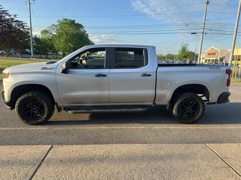 Used 2020 Chevrolet Silverado 1500 Custom Trail Boss w/ Custom Convenience Package image 7