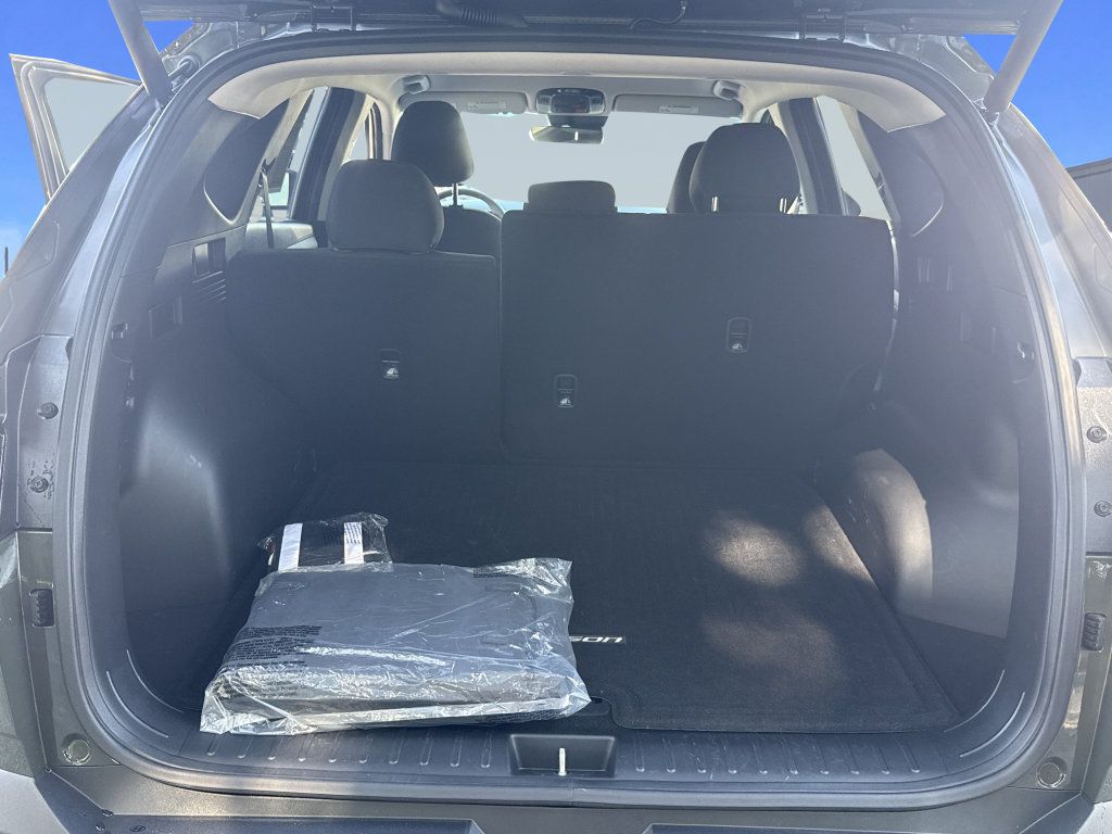 Certified 2025 Hyundai Tucson SEL FWD image 33