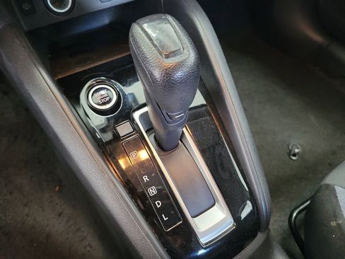 Used 2023 Nissan Versa SV w/ Electronics Package FWD image 31