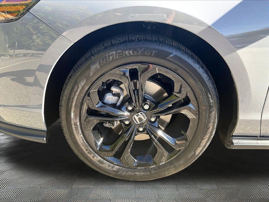 Used 2025 Honda Accord SE image 7