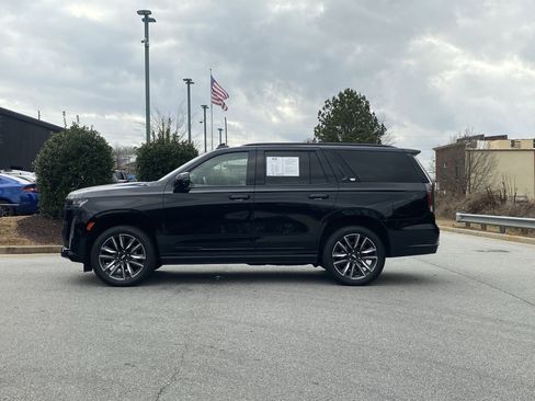 Used 2024 Cadillac Escalade Sport Platinum w/ Heavy-Duty Trailer Package image 15