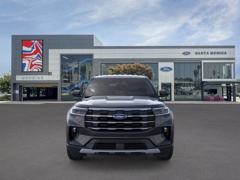 New 2026 Ford Explorer Active RWD image 6