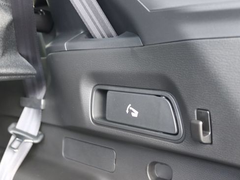 New 2026 Mitsubishi Outlander SE AWD/4WD image 19