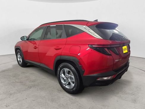 Certified 2022 Hyundai Tucson SEL FWD image 3