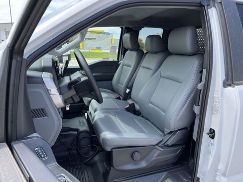 New 2026 Ford F550 4x4 Supercab Super Duty image 9