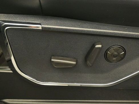 New 2026 Ford F350 Platinum w/ FX4 Off-Road Package image 13