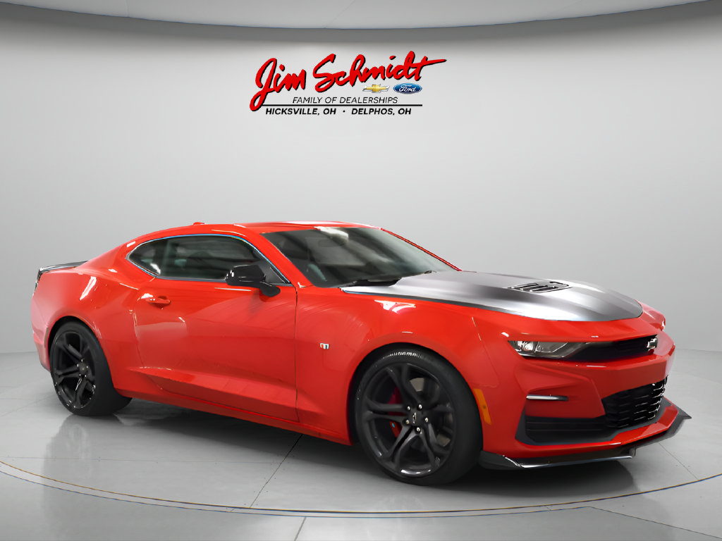 Used 2021 Chevrolet Camaro SS RWD image 1