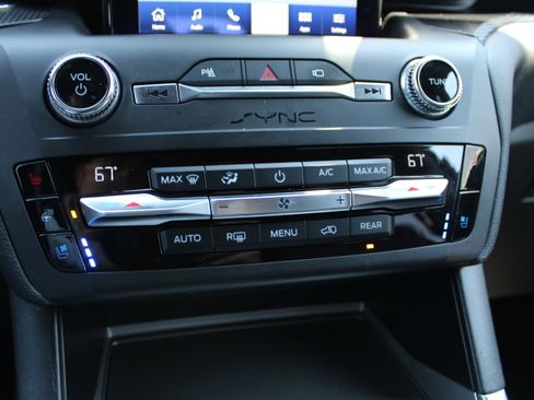 Certified 2020 Ford Explorer ST w/ Premium Technology Package AWD/4WD image 24
