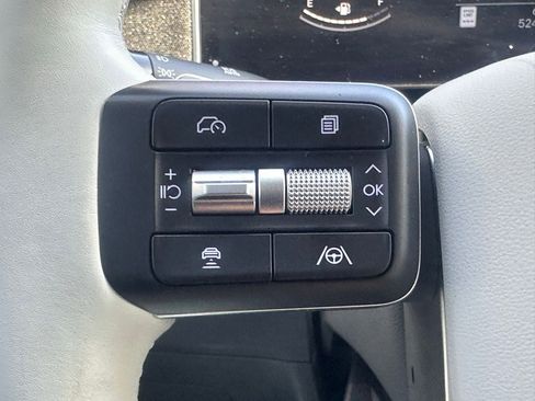 Certified 2025 Hyundai Santa Fe SEL image 26