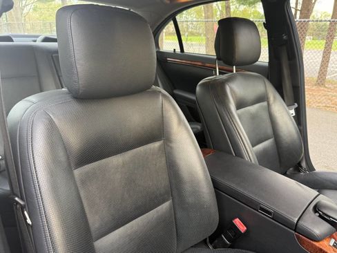 Used 2010 Mercedes-Benz S 550 4MATIC image 20