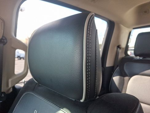 Used 2021 RAM 1500 Laramie image 15