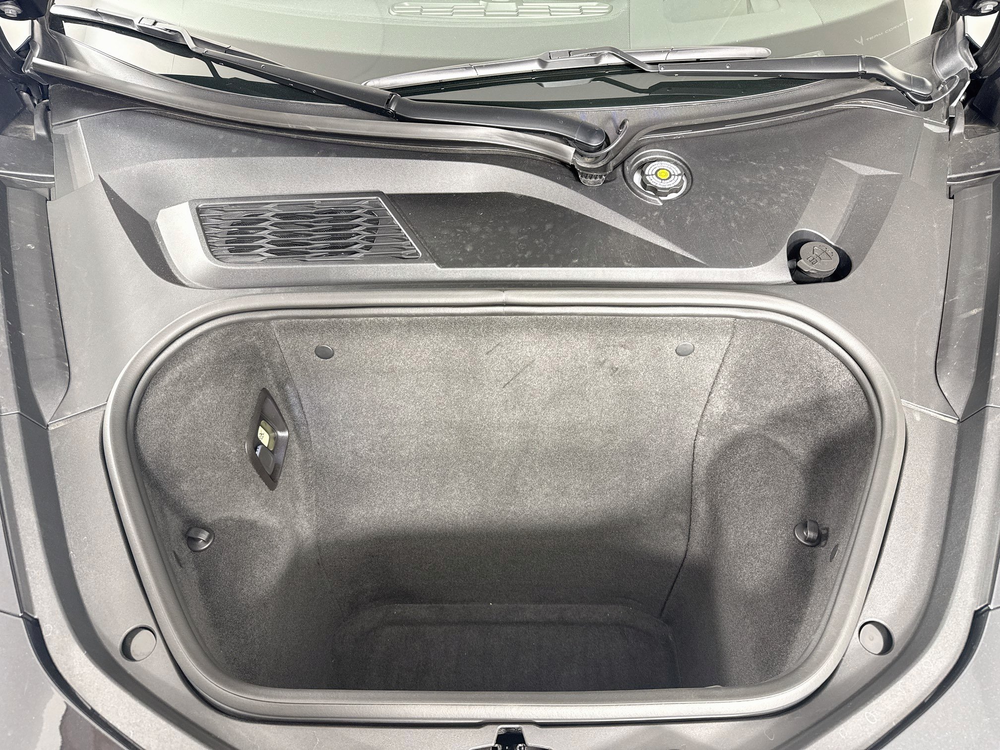 Used 2024 Chevrolet Corvette Z06 RWD image 31