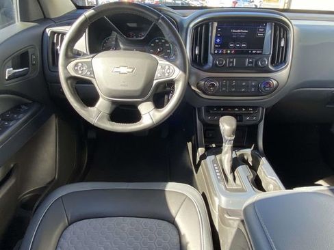 Used 2022 Chevrolet Colorado Z71 image 10