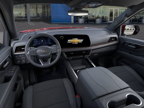 New 2026 Chevrolet Suburban LS RWD image 15