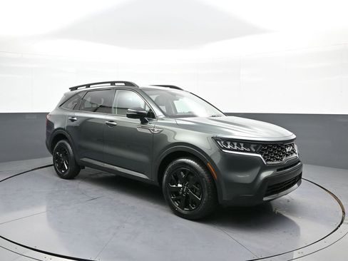 Certified 2023 Kia Sorento S w/ Panoramic Sunroof Package image 4