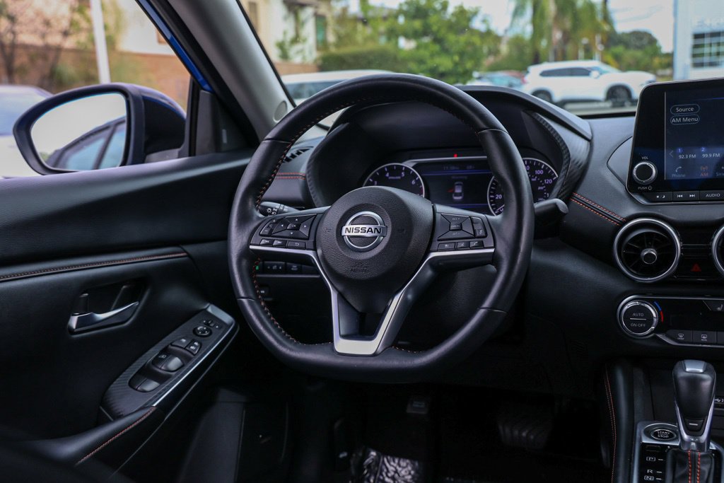 Used 2023 Nissan Sentra SR w/ SR Premium Package FWD image 23