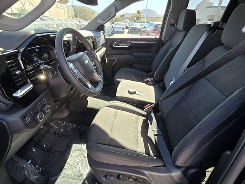 Used 2025 Chevrolet Silverado 1500 LT w/ Safety Package RWD image 36