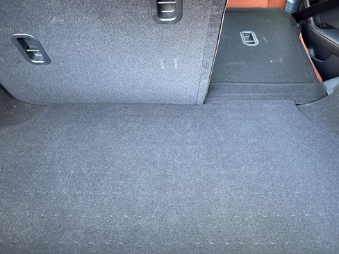 Certified 2025 MAZDA MAZDA3 Carbon image 17