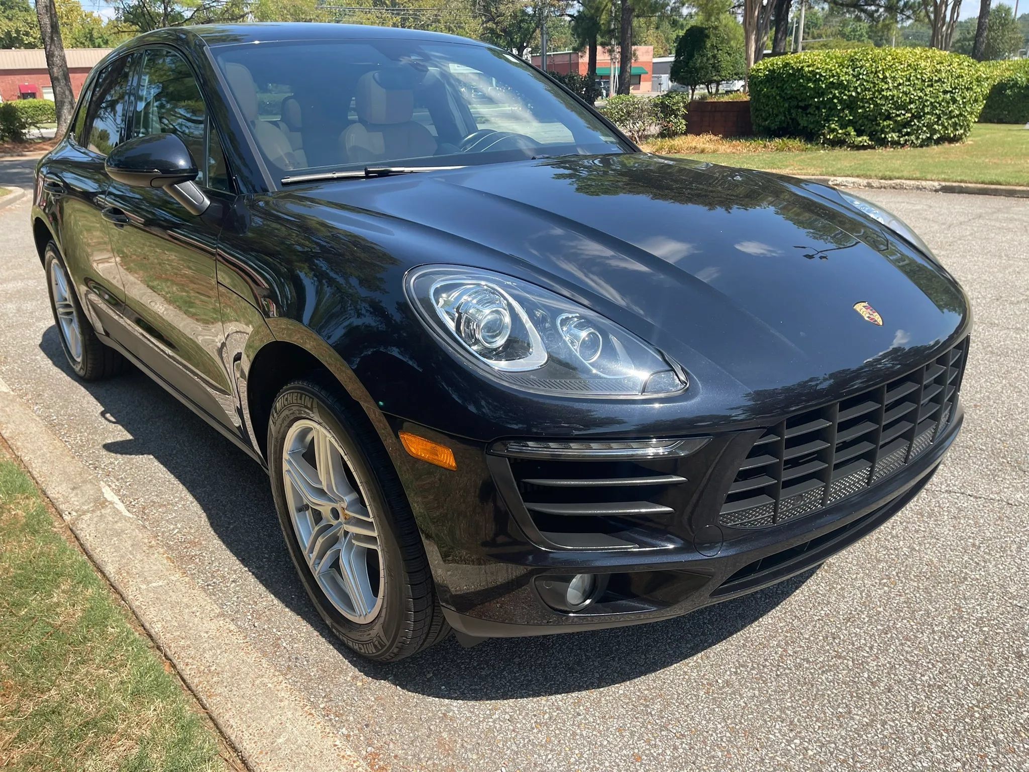 Used 2018 Porsche Macan S AWD/4WD image 7