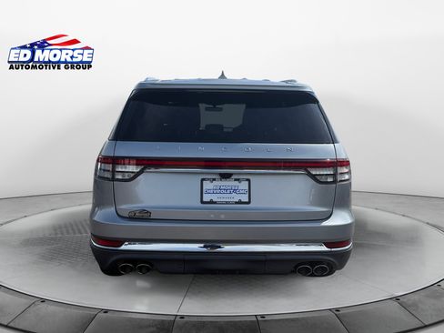 Used 2020 Lincoln Aviator Reserve w/ Equipment Group 202A AWD/4WD image 4