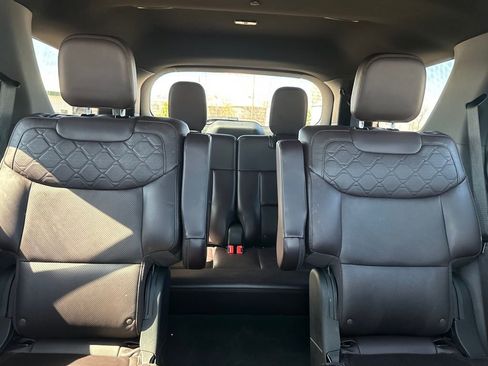 Used 2025 Ford Explorer Platinum w/ LUX Leather Package image 33